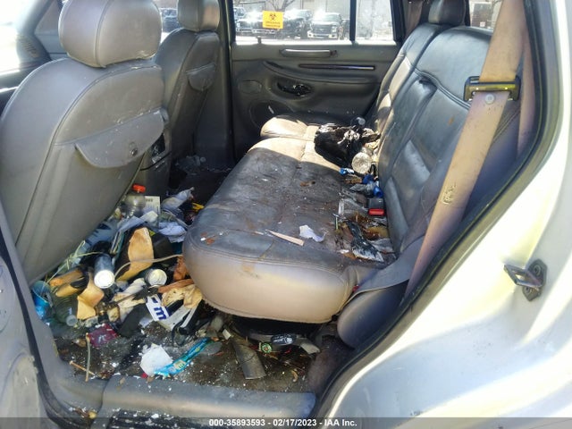 Lincoln Navigator 2000 5LMPU28A3YLJ07218 Image 9