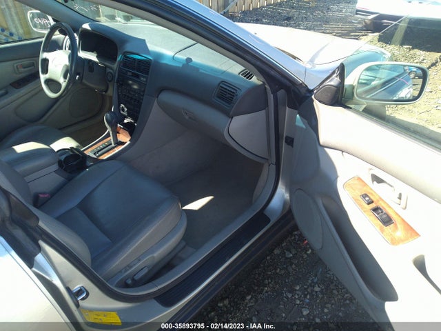 JT8BF28G3W0121620 Lexus ES 300 LUXURY SPORT SDN