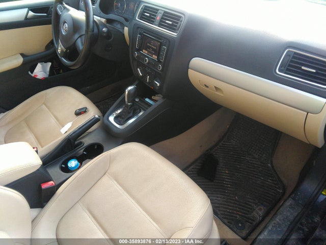 2012 VOLKSWAGEN JETTA SEDAN TDI W/PREMIUM/NAV VIN: 3VWLL7AJ2CM396239
