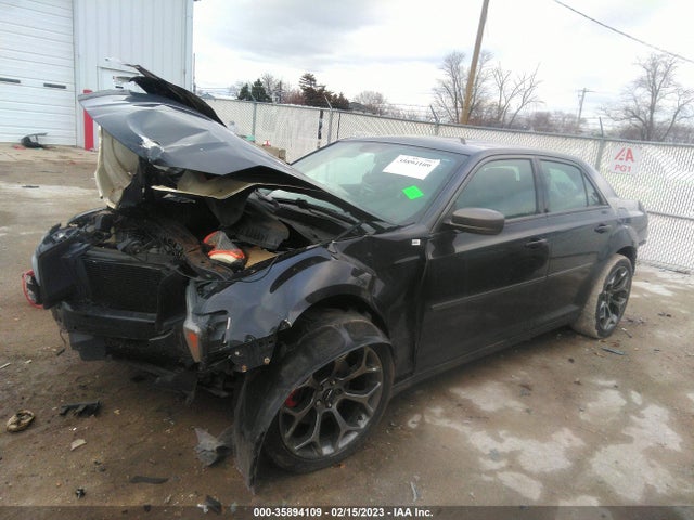 Chrysler 300 300c John Varvatos 2014 2C3CCAJG7EH263714 Image 2