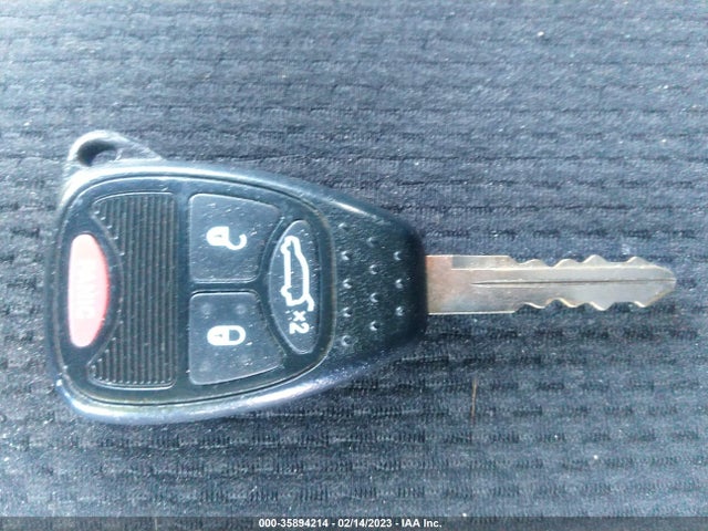 1C3CCBABXEN208109 Chrysler 200 LX