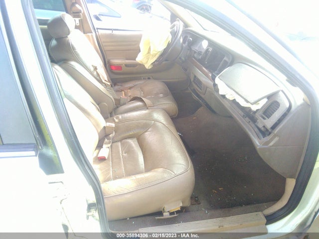 2001 FORD CROWN VICTORIA LX VIN: 2FAFP74W01X117955