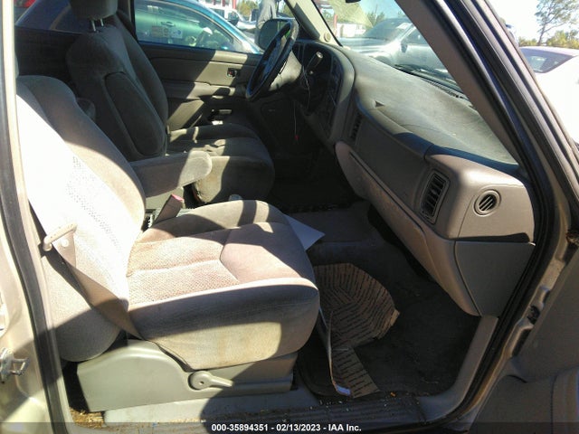 2005 CHEVROLET TAHOE LS VIN: 1GNEC13T85R232283