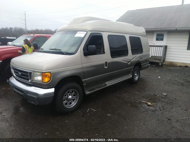 2005 FORD ECONOLINE CARGO VAN RECREATIONAL VIN: 1FDNS24L65HA86144