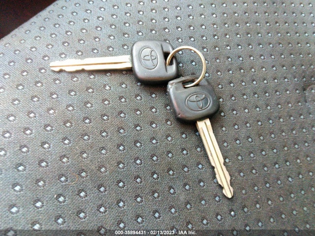 Toyota Yaris 2007 JTDJT923975114728 Image 3