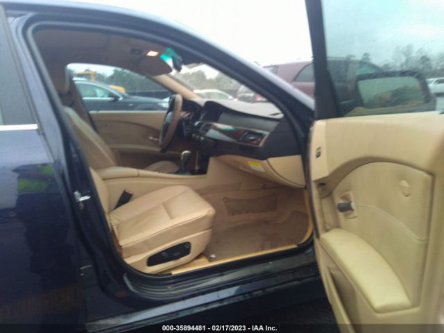 WBANA535X5B861749 BMW 5 Series 525i