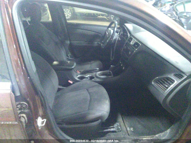 Chrysler 200 Touring 2013 1C3CCBBG5DN569515 Image 5