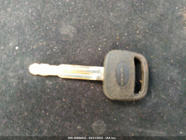 JS2RC41H435205313 Suzuki AERIO SX