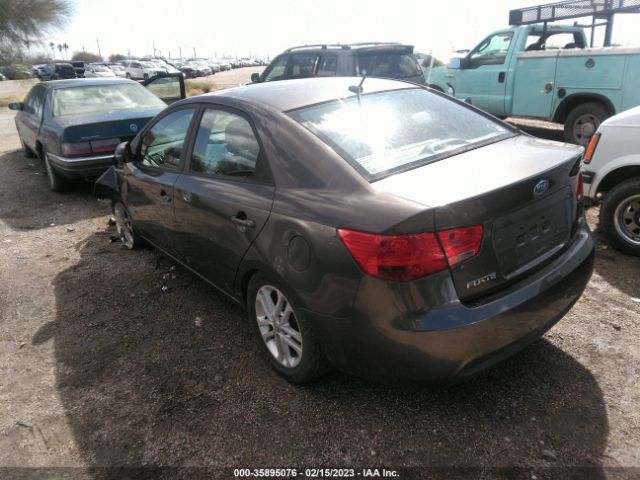 KNAFU4A2XB5428196 KIA FORTE EX