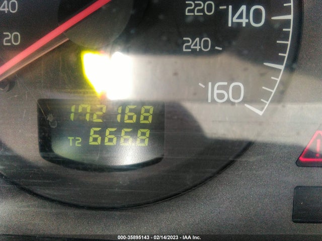 Volvo S60 2002 YV1RS61R822165989 Image 8