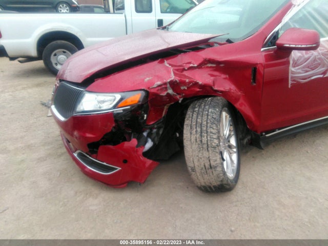 2014 Lincoln MKT, VIN: 2LMHJ5ATXEBL56905