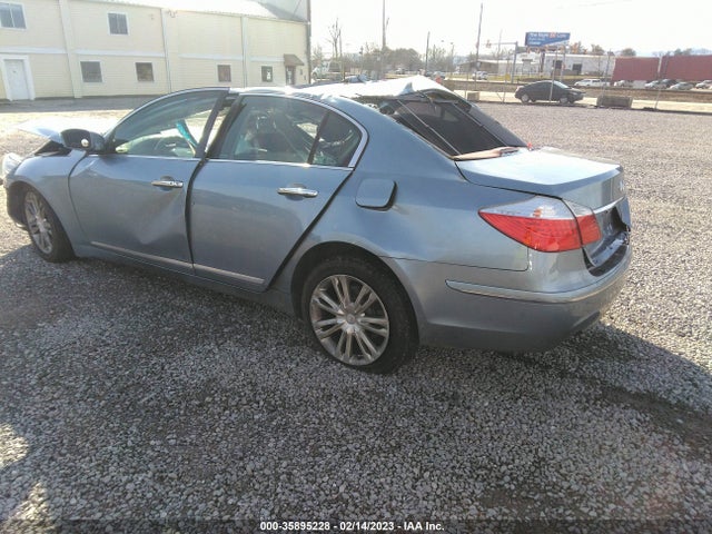 Hyundai Genesis 2009 KMHGC46F39U054256 Image 3