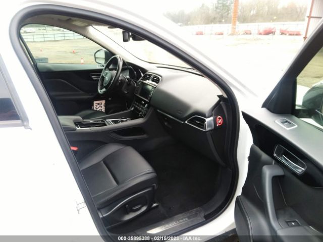 SADCJ2FX4JA250951 Jaguar F-pace 25t Premium