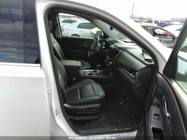 Chevrolet Traverse Premier 2018 1GNERKKW1JJ103858 Image 6