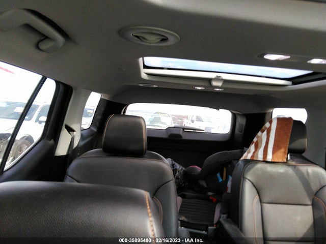 Chevrolet Traverse Premier 2018 1GNERKKW1JJ103858 Image 9