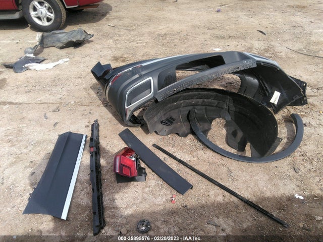 3VV3B7AX2MM043111 Volkswagen Tiguan Se/se R-line Black/sel