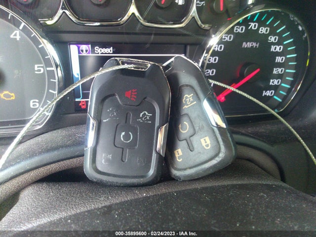 Chevrolet Suburban 2015 1GNSKKKC1FR240692 Image 3