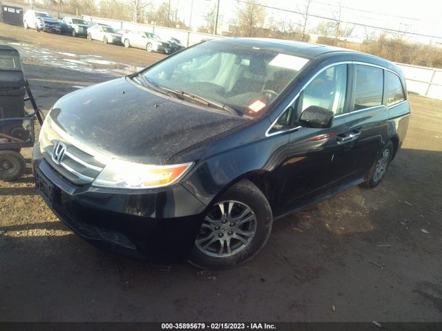35895679 :رقم المزاد ، 5FNRL5H67DB070493 vin ، 2013 Honda Odyssey Ex-l مزاد بيع