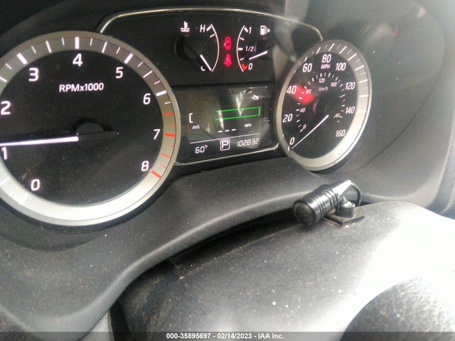 2014 NISSAN SENTRA SV VIN: 1N4AB7AP1EN855583