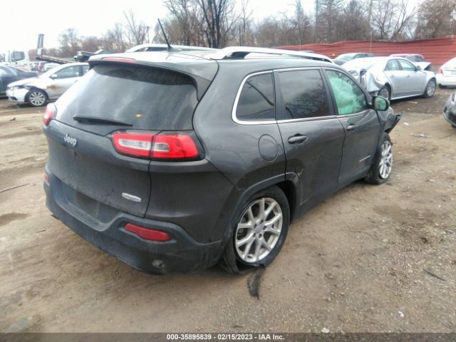 1C4PJLCB7FW694184 Jeep Cherokee Latitude