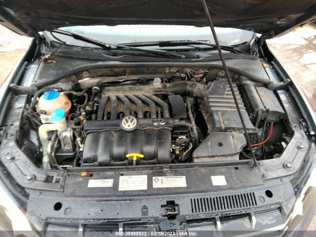 1VWCM7A35CC088661 Volkswagen Passat Sel Premium