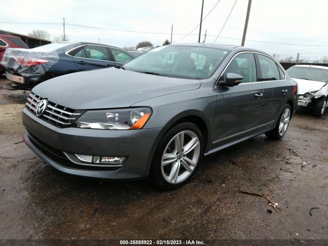 1VWCM7A35CC088661 Volkswagen Passat Sel Premium