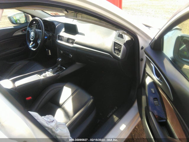 2017 MAZDA MAZDA3 4-DOOR TOURING VIN: 3MZBN1V74HM114093