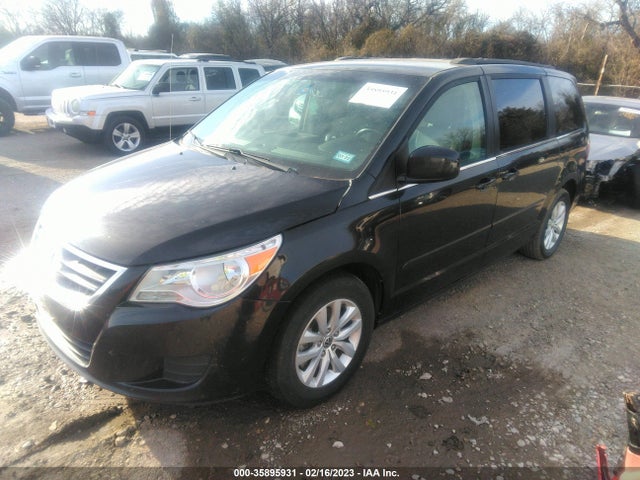 Volkswagen Routan 2012 2C4RVABG3CR391938 Image 2