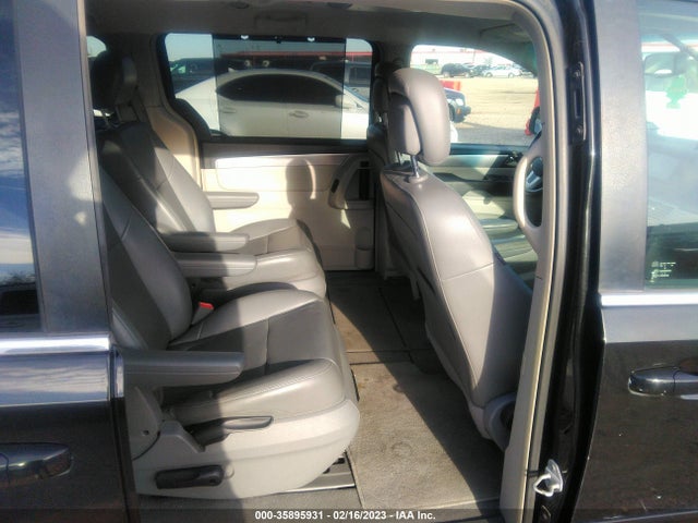 Volkswagen Routan 2012 2C4RVABG3CR391938 Image 8
