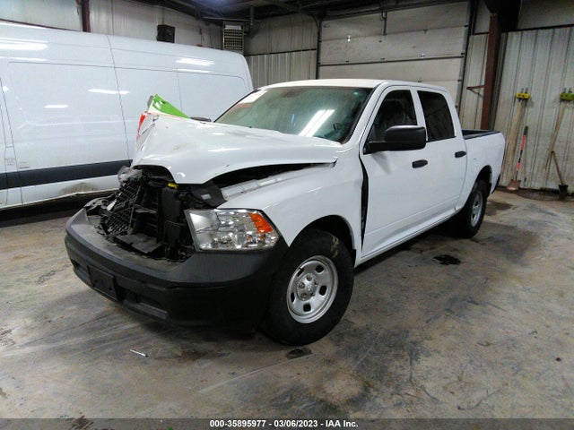 RAM 1500 Tradesman 2018 1C6RR6KG1JS112748 Image 2