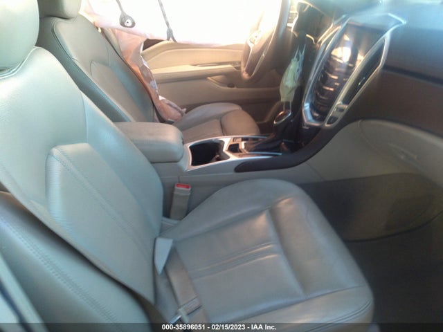 2016 Cadillac SRX, VIN: 3GYFNBE38GS587684