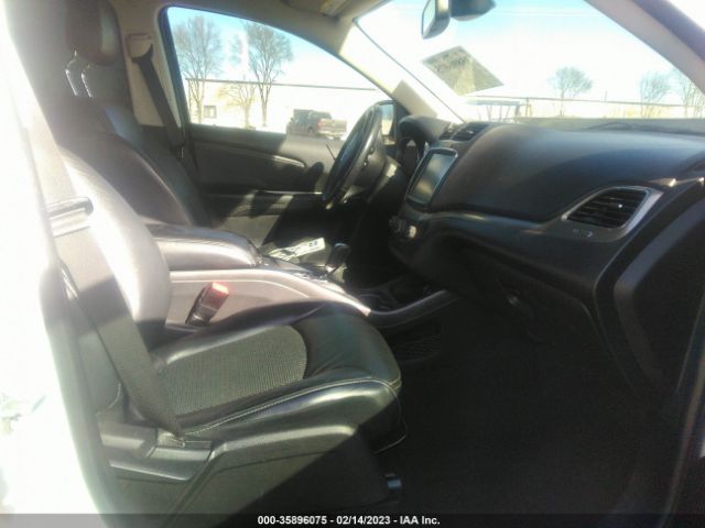 3C4PDCGG1KT783245 Dodge Journey Crossroad