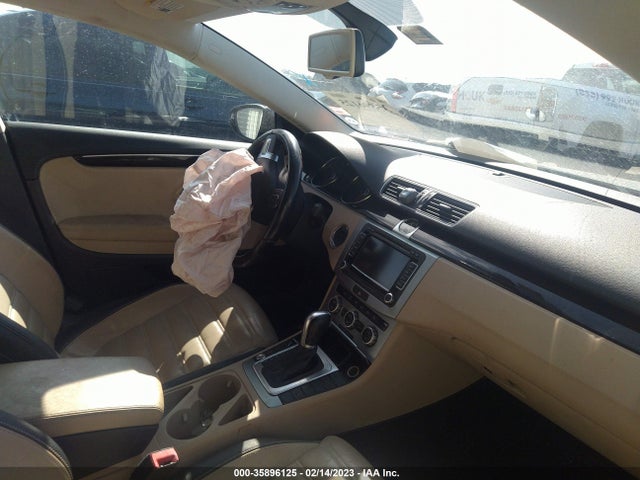 WVWRP7AN0FE802081 Volkswagen Cc Executive
