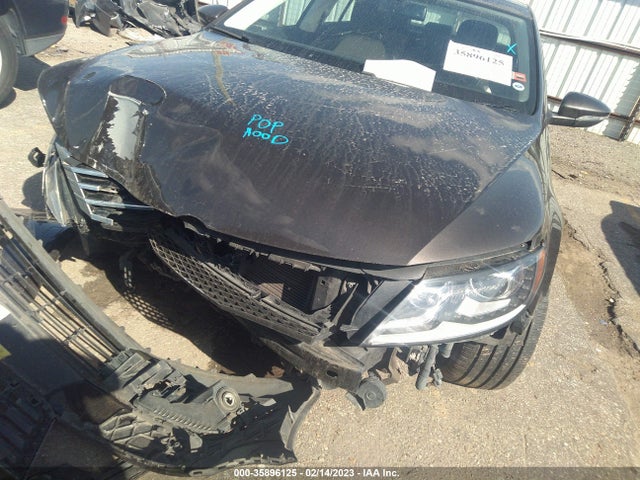 WVWRP7AN0FE802081 Volkswagen Cc Executive