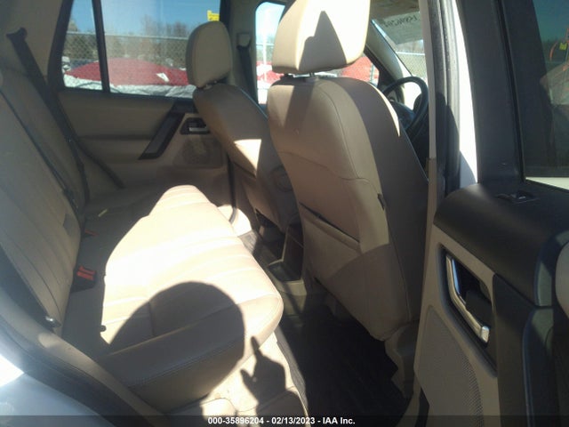 Land Rover LR2 2013 SALFR2BG1DH362506 Image 8