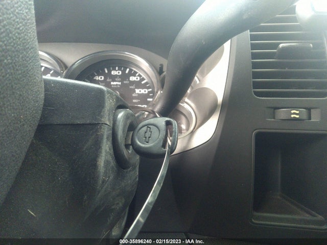 2011 CHEVROLET SILVERADO 1500 LT VIN: 3GCPCSE03BG143274