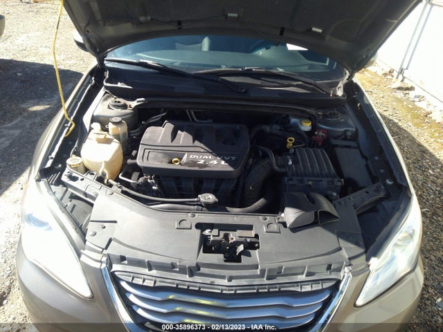 Chrysler 200 2013 1C3CCBAB2DN670467 Image 10