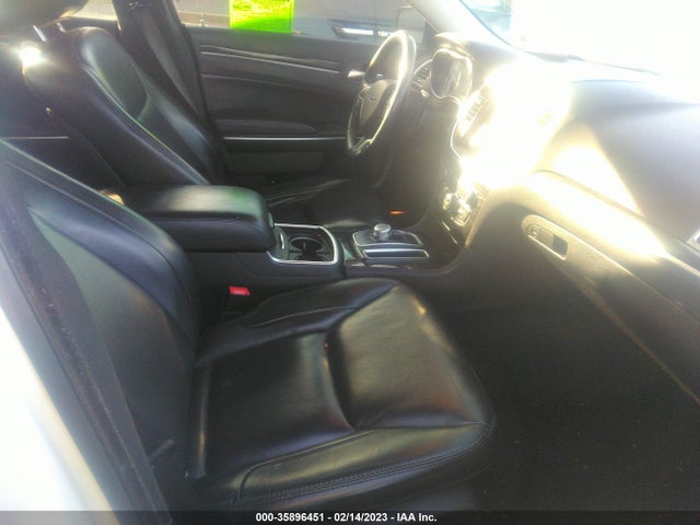 2C3CCAAG0GH206810 Chrysler 300 Limited