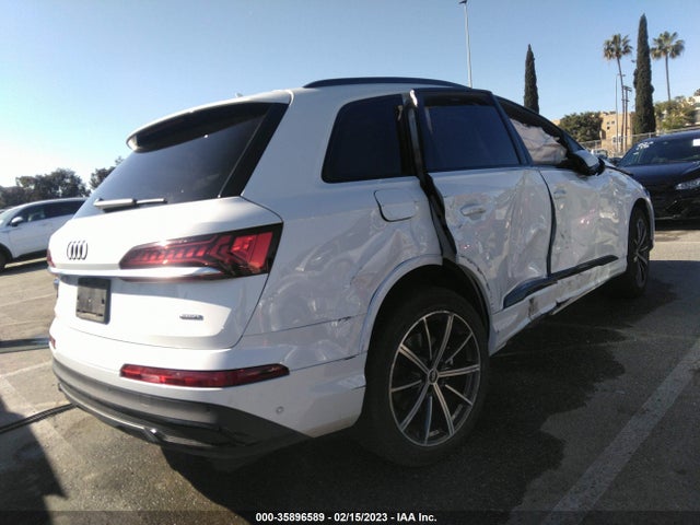 WA1LXAF70MD026772 Audi Q7 Premium Plus