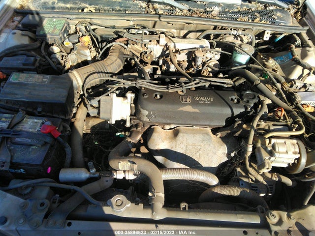 1993 HONDA ACCORD EX VIN: JHMCB7670PC049498