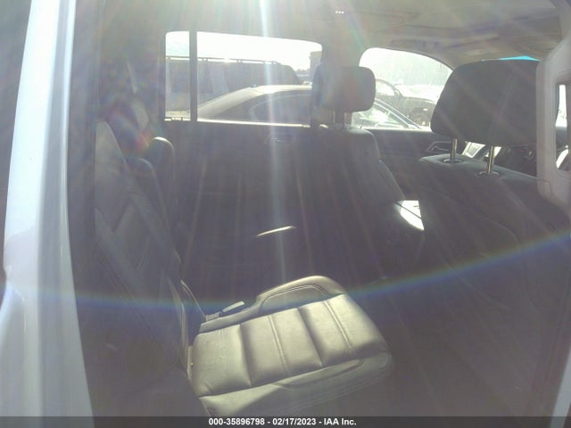 2016 GMC Yukon XL, VIN: 1GKS2HKJ1GR373873