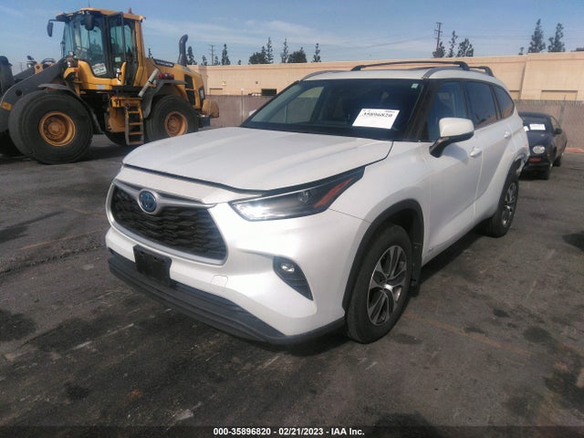 Toyota HIGHLANDER HYBRID 2022 5TDHBRCH3NS537713 Image 2