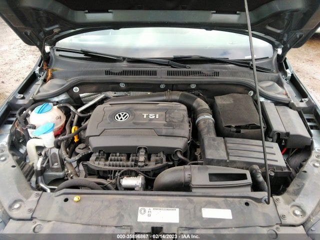 3VWL17AJ8HM201032 Volkswagen Jetta 1.8t Sel
