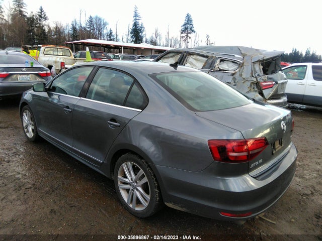 3VWL17AJ8HM201032 Volkswagen Jetta 1.8t Sel