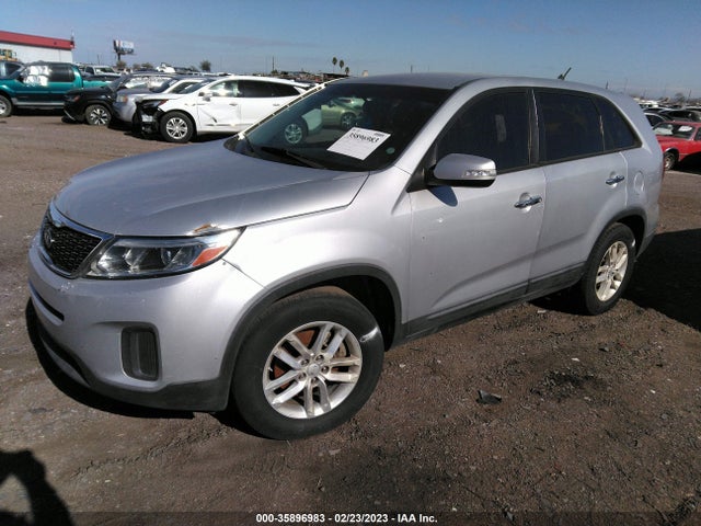 2015 KIA SORENTO LX VIN: 5XYKT3A64FG602147