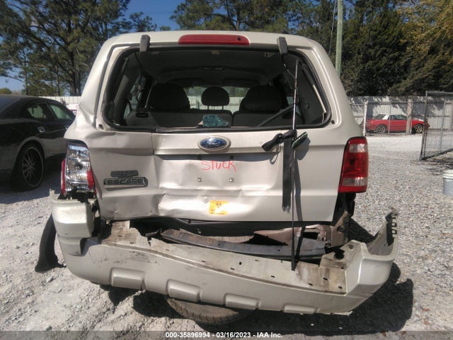2008 FORD ESCAPE XLS VIN: 1FMCU02ZX8KC00120