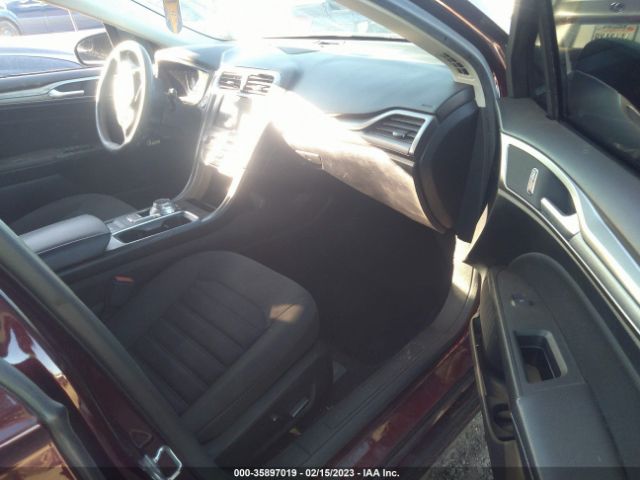 3FA6P0HDXJR177269 Ford FUSION SE