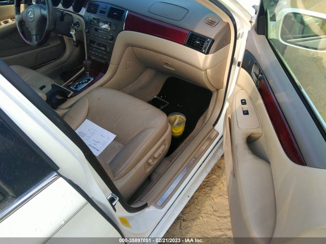 Lexus ES 330 2004 JTHBA30G240021473 Image 7