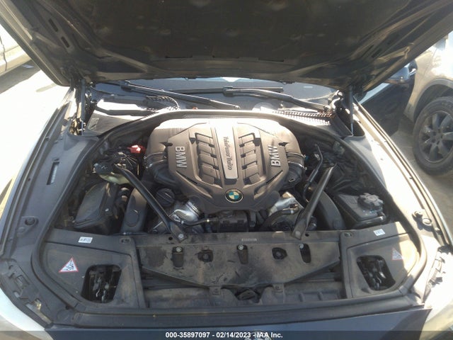 BMW 5 Series 550i 2012 WBAFR9C57CDX78740 Image 11