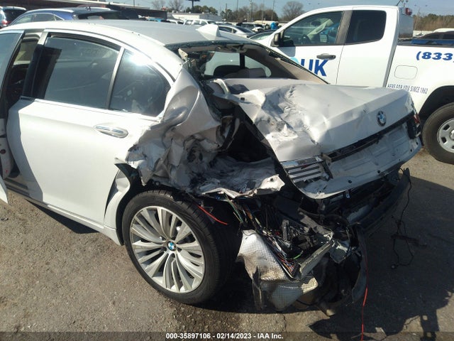 2015 BMW 7 Series, VIN: WBAYA6C5XFD826850